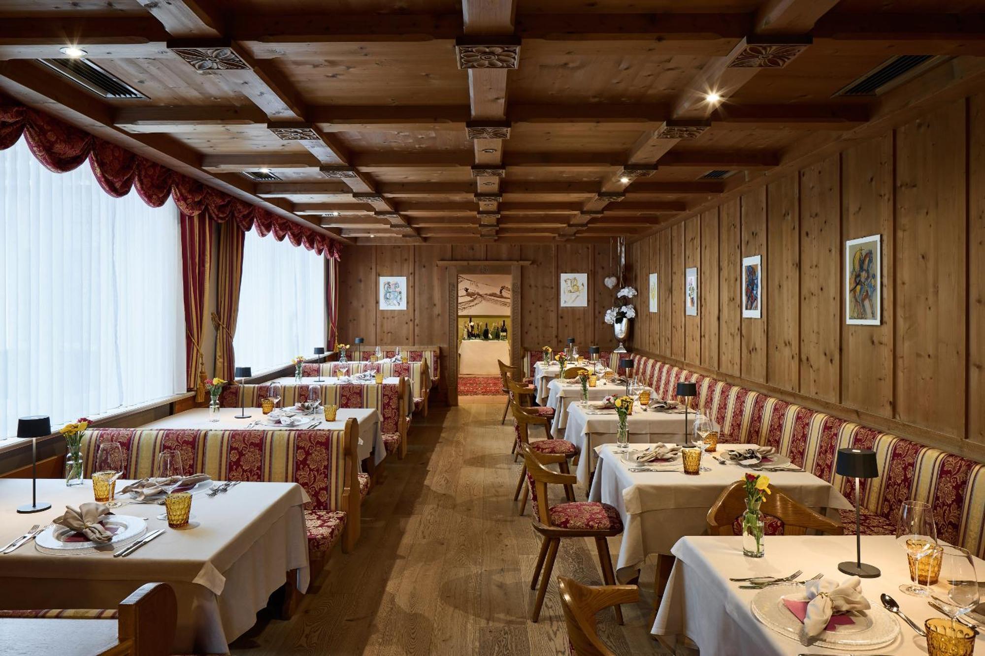 Dolomites Wellness Hotel Savoy La Villa  Exterior foto